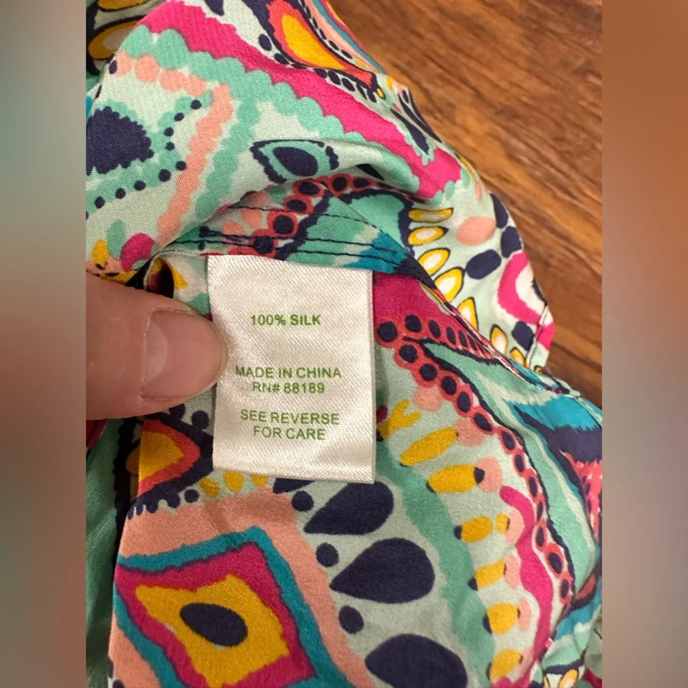 FREE with purchase Lilly Pulitzer Boston Crown Jewels Silk Top - Picture 6 of 7
